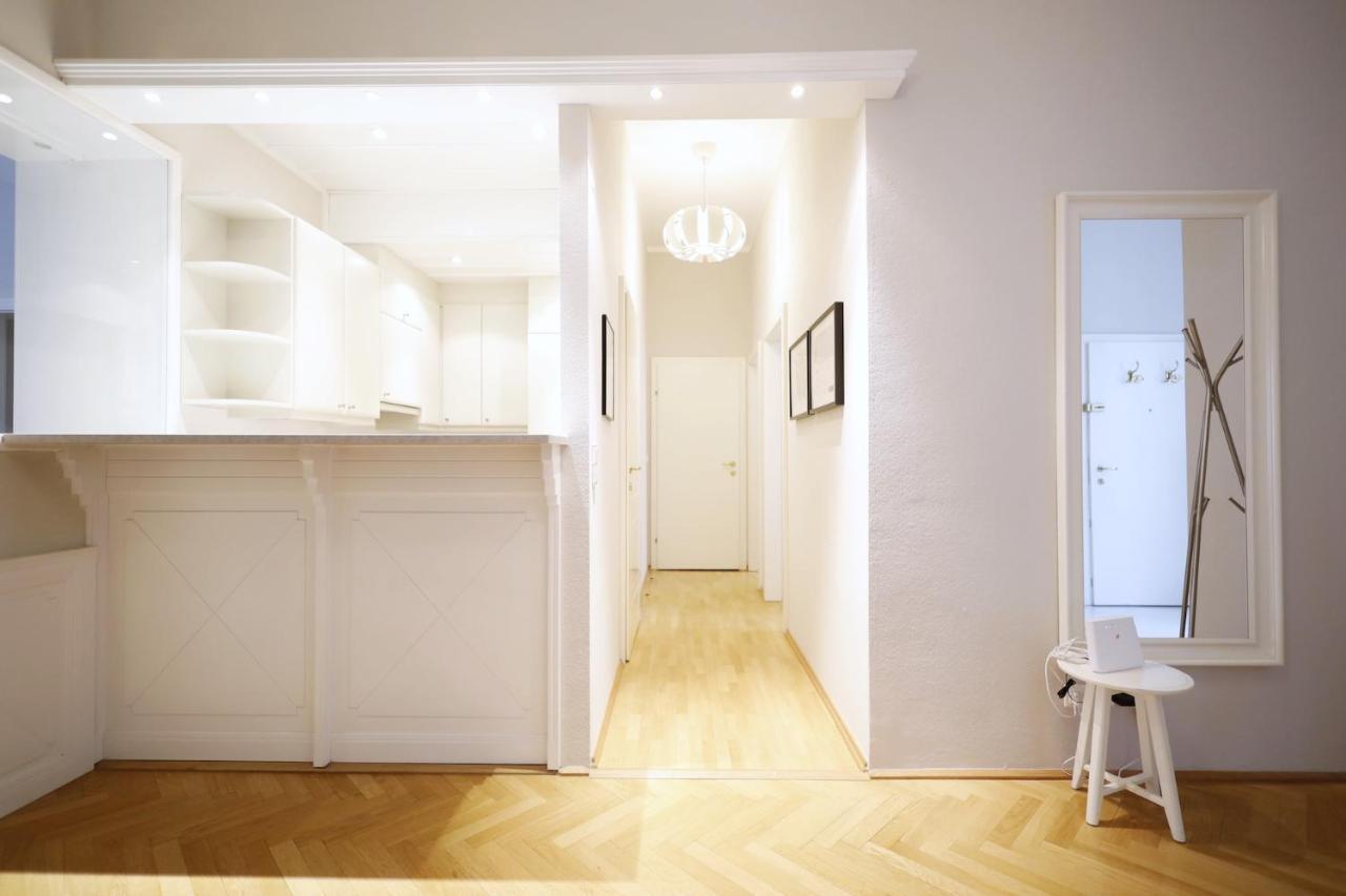 Heymi Apartments Karlsplatz Viena Exterior foto